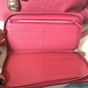 Michael Kors Handbag & Wallet